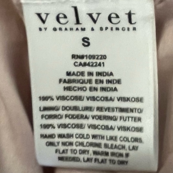 Velvet by Graham & Spencer Watercolor Floral V-neck Mini Long Sleeve Dress Small - Picture 10 of 15